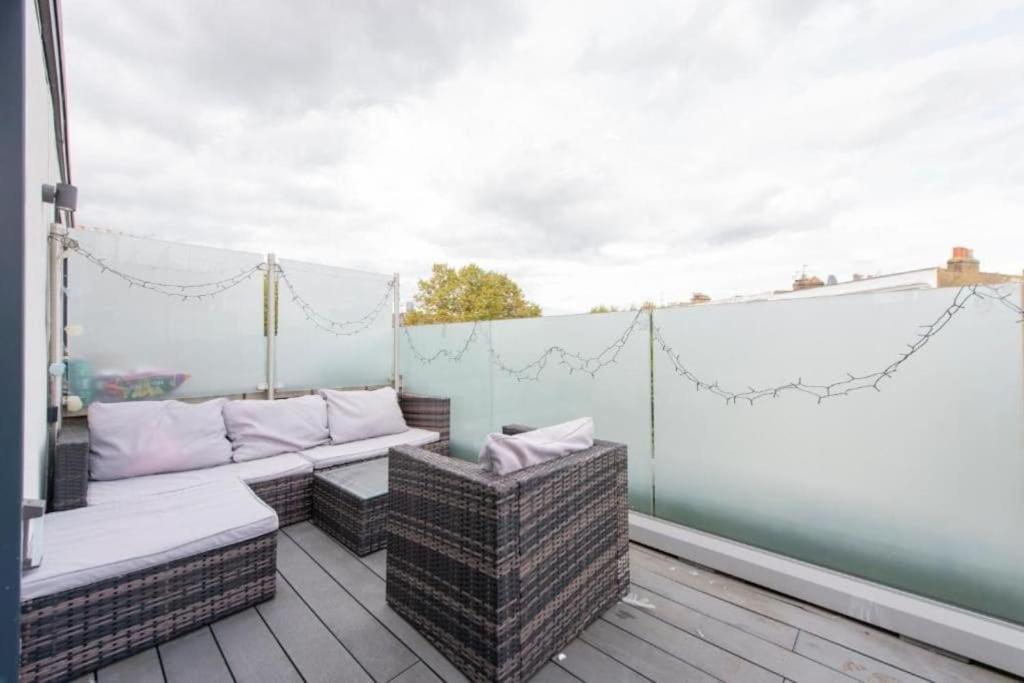 Modern Large 2 Bed Near Station Apartamento Londres